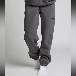 NWT Viral COMFRT travel essential sweatpants size L